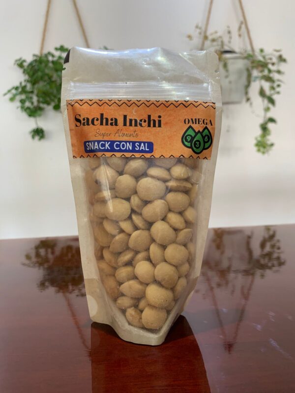 Snack de semillas de Sacha Inchi con sal, una opción saludable y rica en omega.